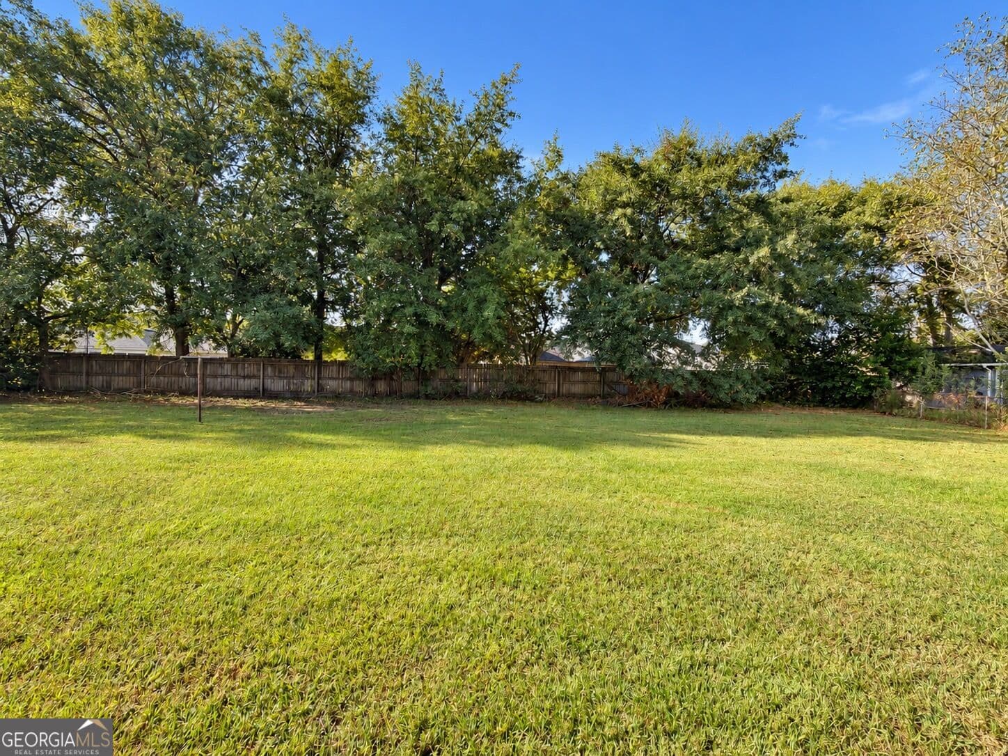 3 bedroom, 2 bathroom, 1,425 sq ft single family residence for sale at 108 Lancelot Court, Warner Robins, GA 31093 — photo 4