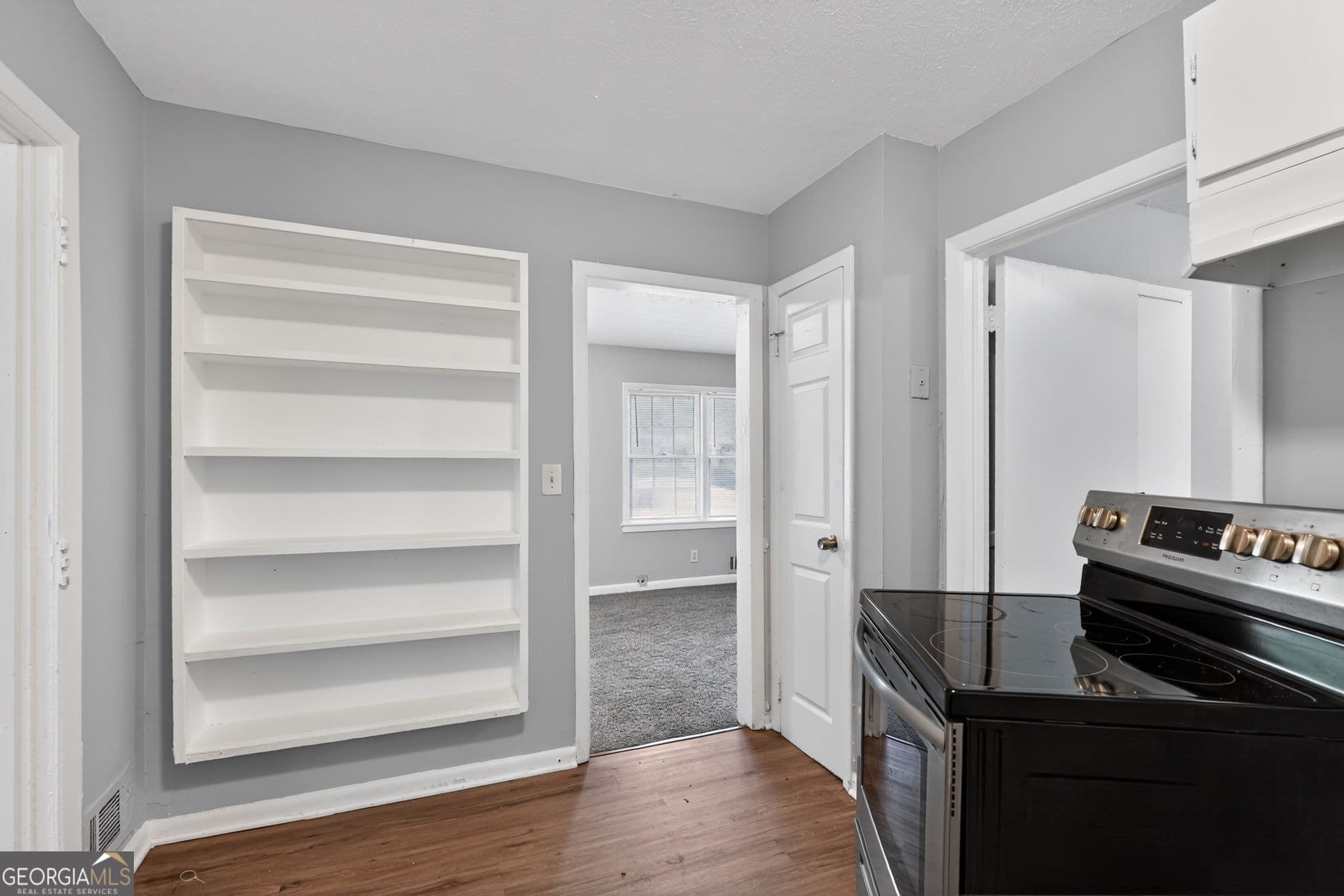 4 bedroom, 2 bathroom, 1,152 sq ft single family residence for sale at 2416 Meadow Park Drive, Atlanta, GA 30315 — photo 7