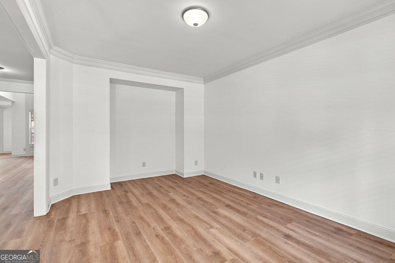 4 bedroom, 4.5 bathroom, 4,214 sq ft single family residence for sale at 1083 Garner Creek Drive, Lilburn, GA 30047 — photo 7