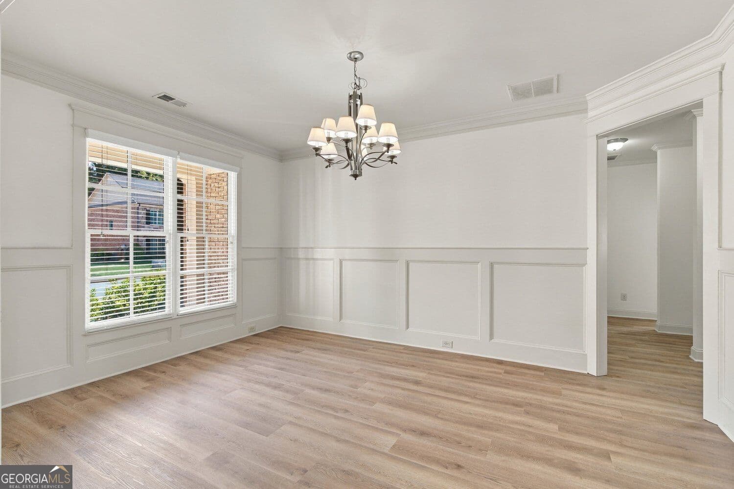 4 bedroom, 4.5 bathroom, 4,214 sq ft single family residence for sale at 1083 Garner Creek Drive, Lilburn, GA 30047 — photo 9