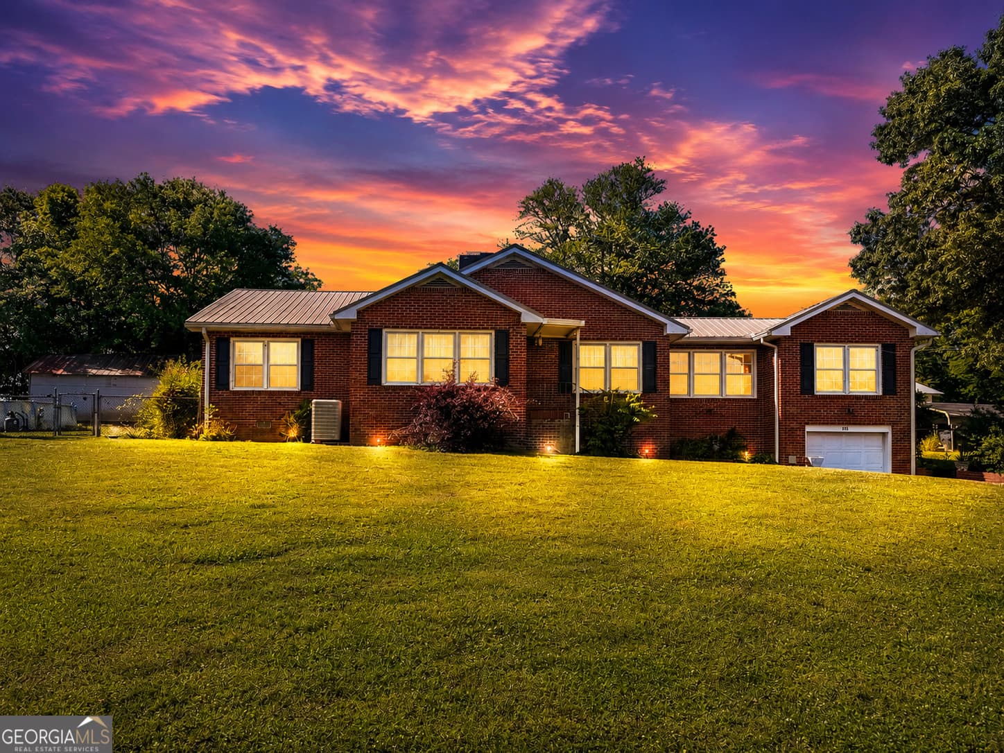 4 bedroom, 2 bathroom, 2,019 sq ft single family residence sold at 698 Edison Street, Menlo, GA 30731