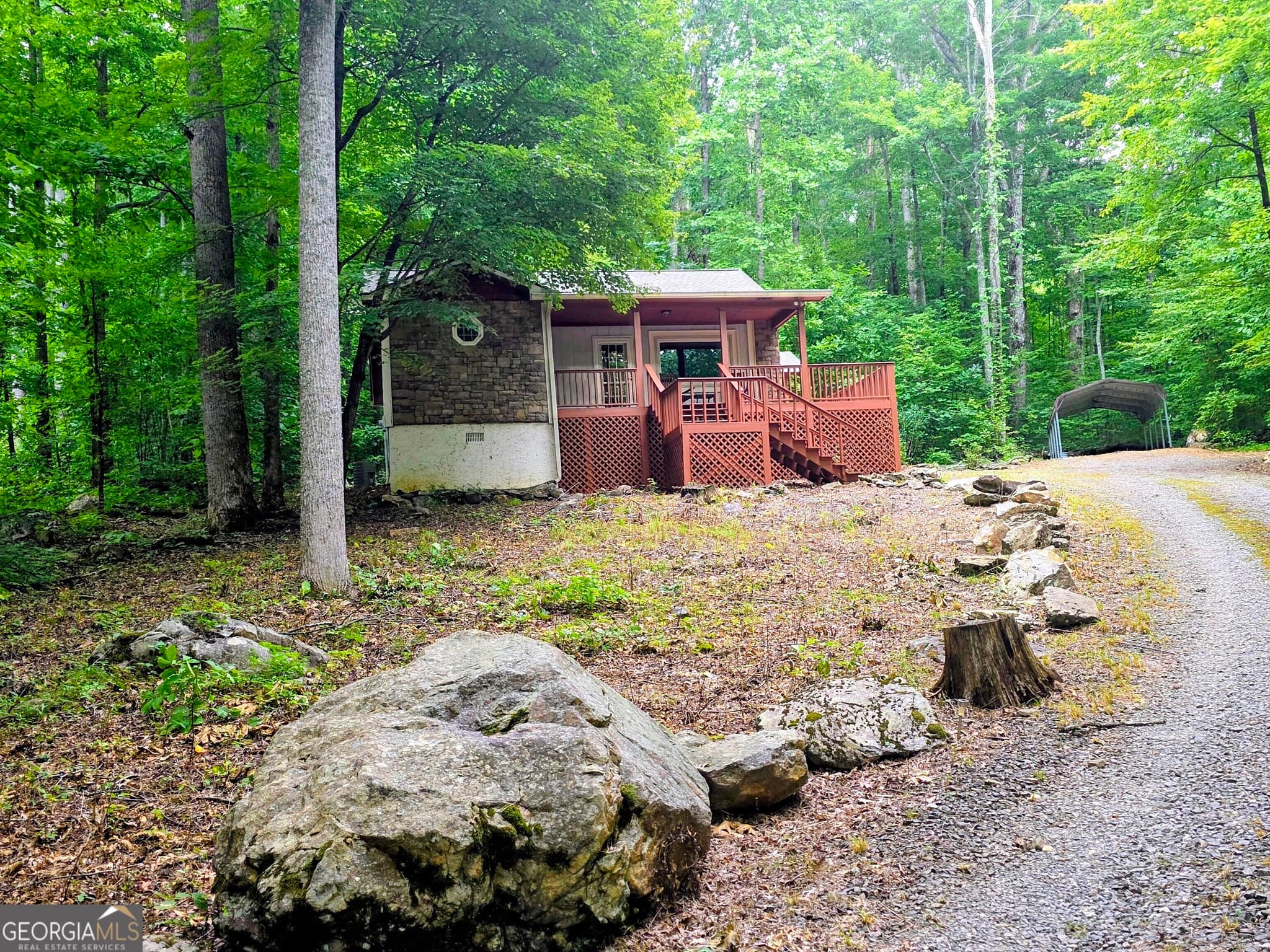 2 bedroom, 2 bathroom, 980 sq ft cabin,single family residence for sale at 1141 Old Forge Estates 10, Hiawassee, GA 30546 — photo 2