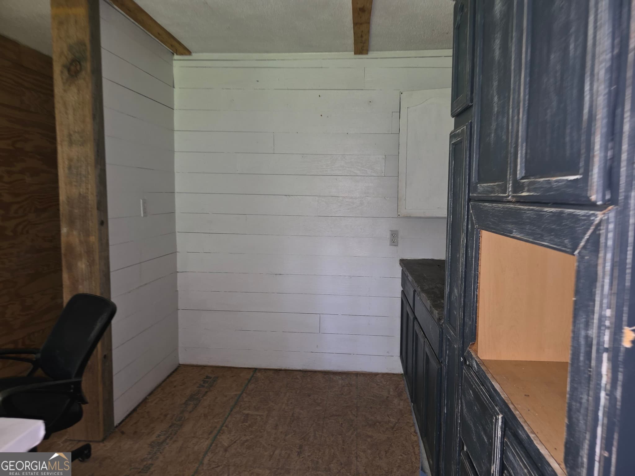 2 bedroom, 1.5 bathroom, 1,056 sq ft single family residence for sale at 1347 Windom Road, Tallapoosa, GA 30176 — photo 9