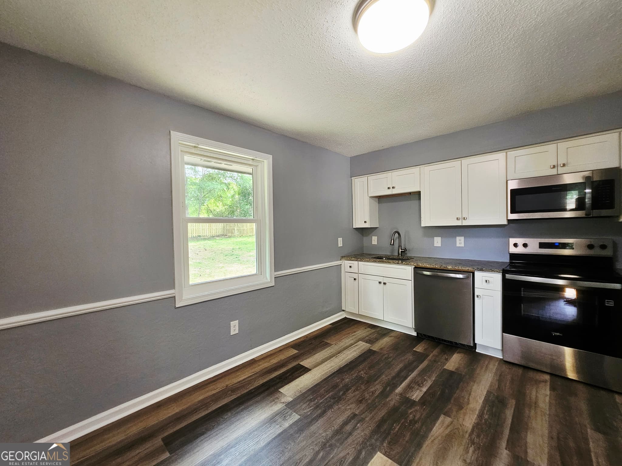 3 bedroom, 1.5 bathroom, 1,053 sq ft single family residence for sale at 8307 Twin Chapel Drive, Columbus, GA 31904 — photo 6