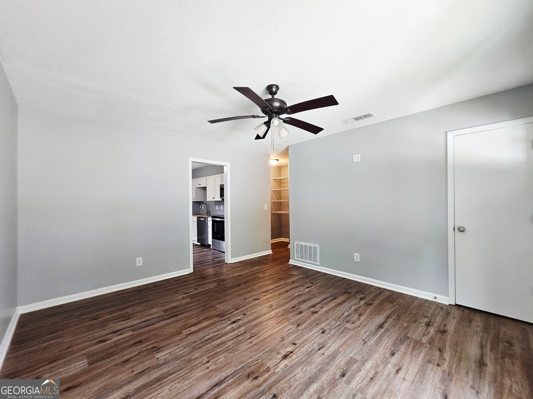 3 bedroom, 1.5 bathroom, 1,053 sq ft single family residence for sale at 8307 Twin Chapel Drive, Columbus, GA 31904 — photo 3