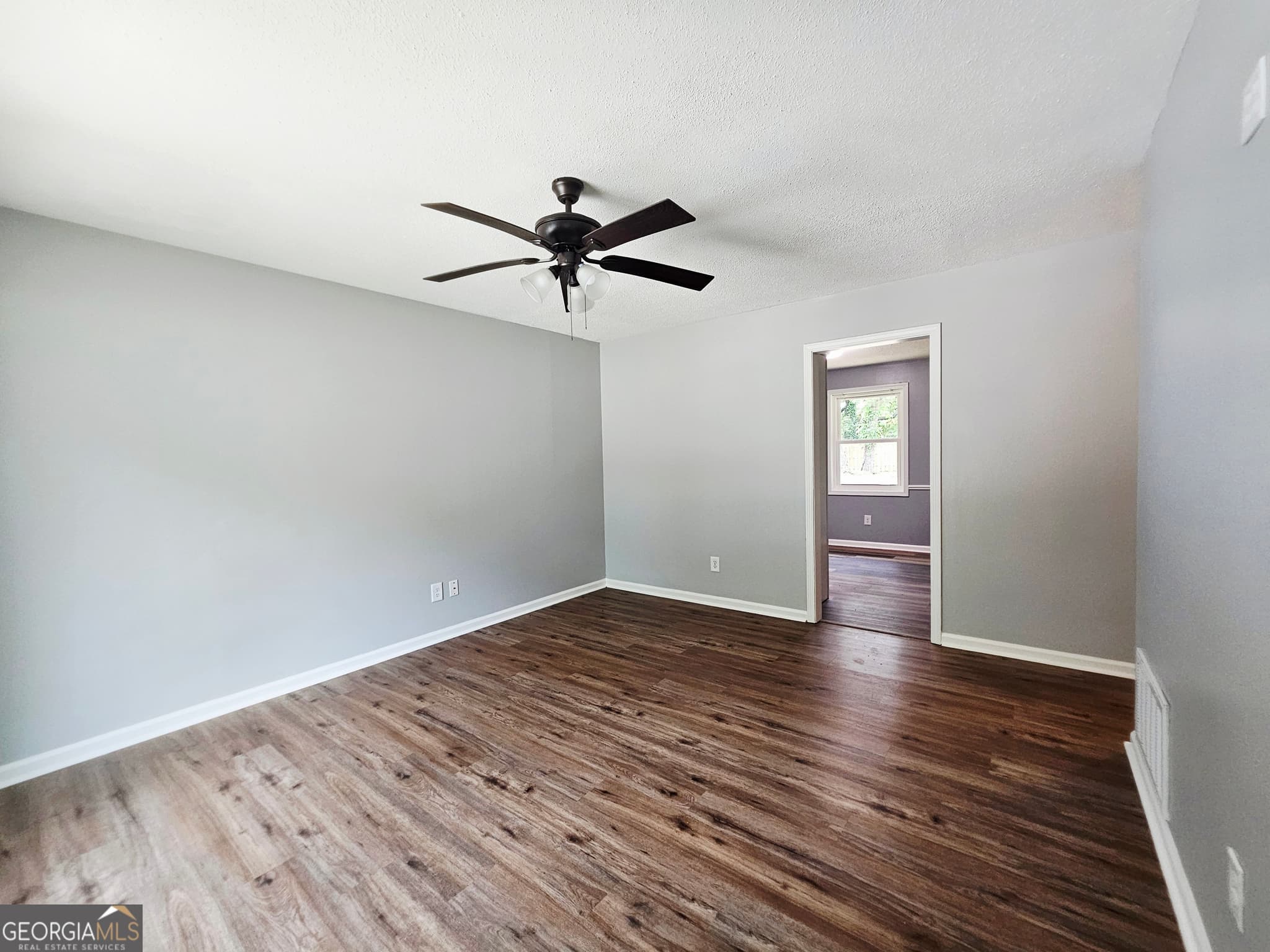 3 bedroom, 1.5 bathroom, 1,053 sq ft single family residence for sale at 8307 Twin Chapel Drive, Columbus, GA 31904 — photo 4