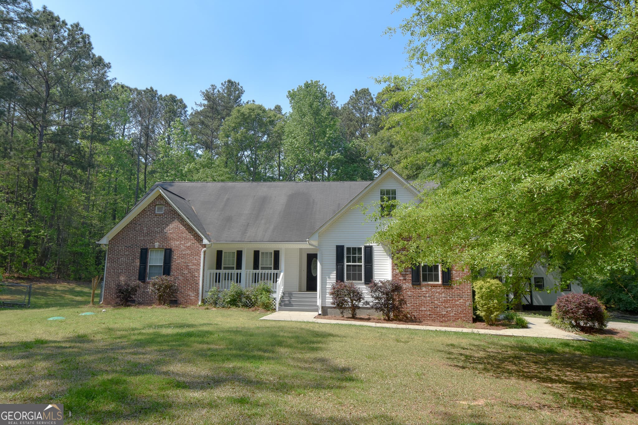 3 bedroom, 2 bathroom, 2,088 sq ft single family residence for sale at 475 Jenkinsburg Road, Griffin, GA 30223 — photo 4