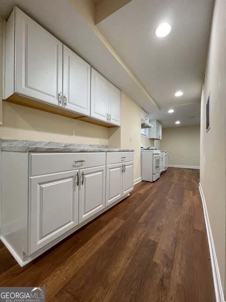 2 bedroom, 1 bathroom, 2,721 sq ft single family residence for rent at 2106 Pawnee Drive BASEMENT, Marietta, GA 30067 for $1,700 a month — photo 7