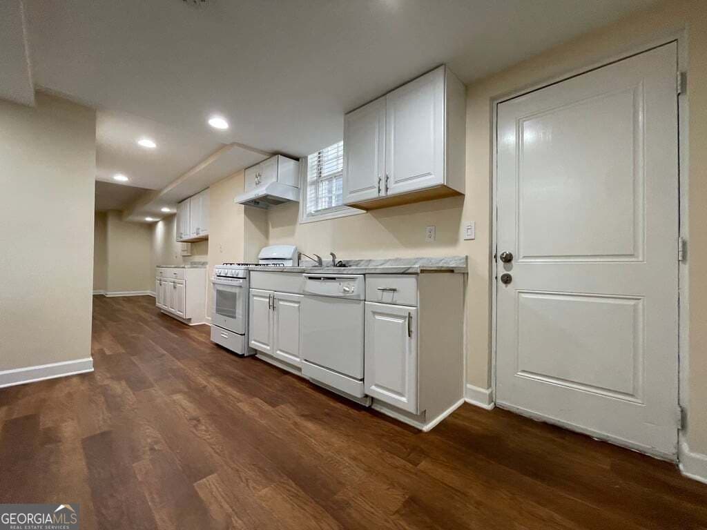 2 bedroom, 1 bathroom, 2,721 sq ft single family residence for rent at 2106 Pawnee Drive BASEMENT, Marietta, GA 30067 for $1,700 a month — photo 3