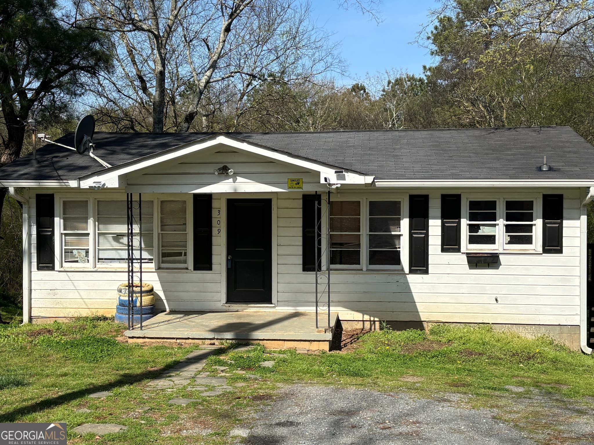 4 bedroom, 2 bathroom, 1,750 sq ft single family residence for sale at 309 Crest Drive, Calhoun, GA 30701