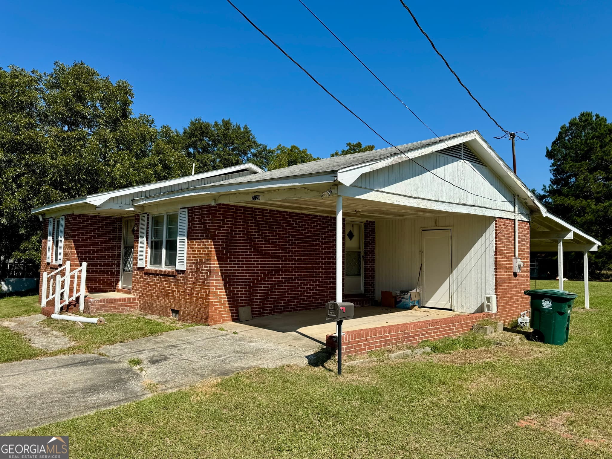 3 bedroom, 2 bathroom, 1,098 sq ft single family residence for sale at 2128 Taylors Mill Road, Fort Valley, GA 31030 — photo 4