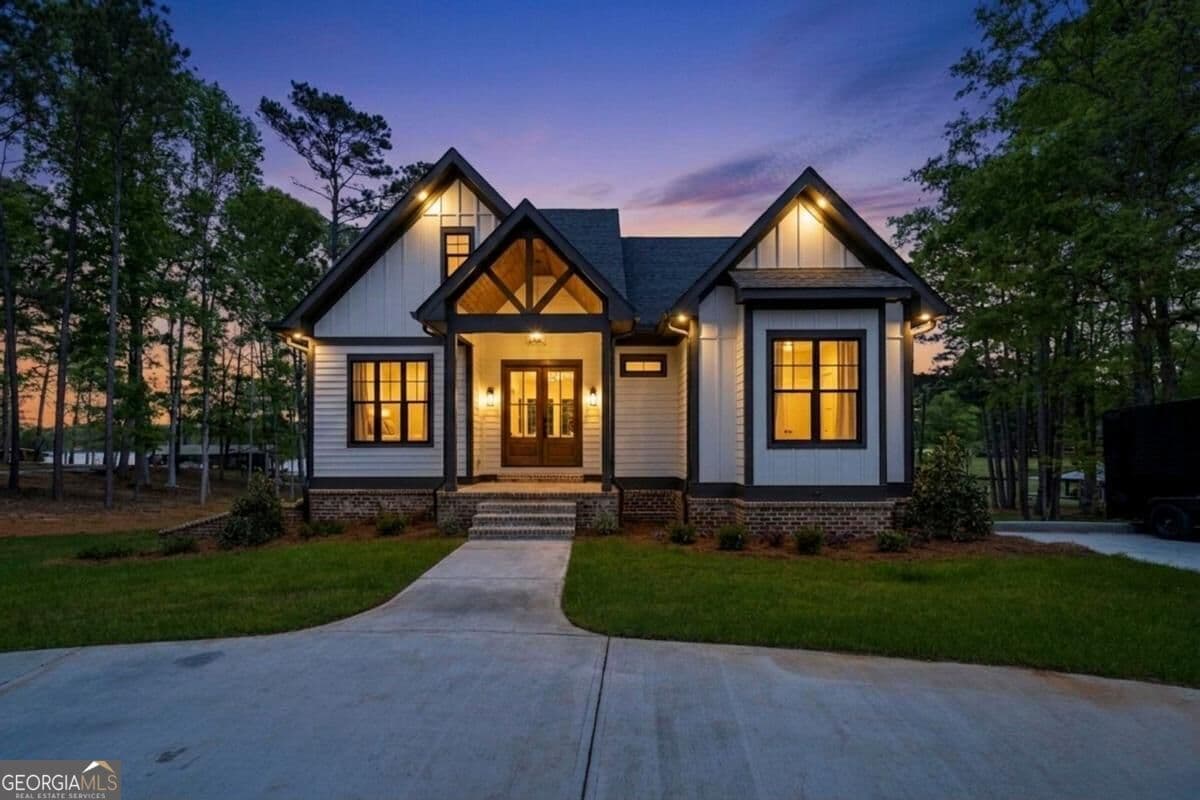 4 bedroom, 4 bathroom, 3,020 sq ft single family residence for sale at 141 Grimes Road, Milledgeville, GA 31061 — photo 3