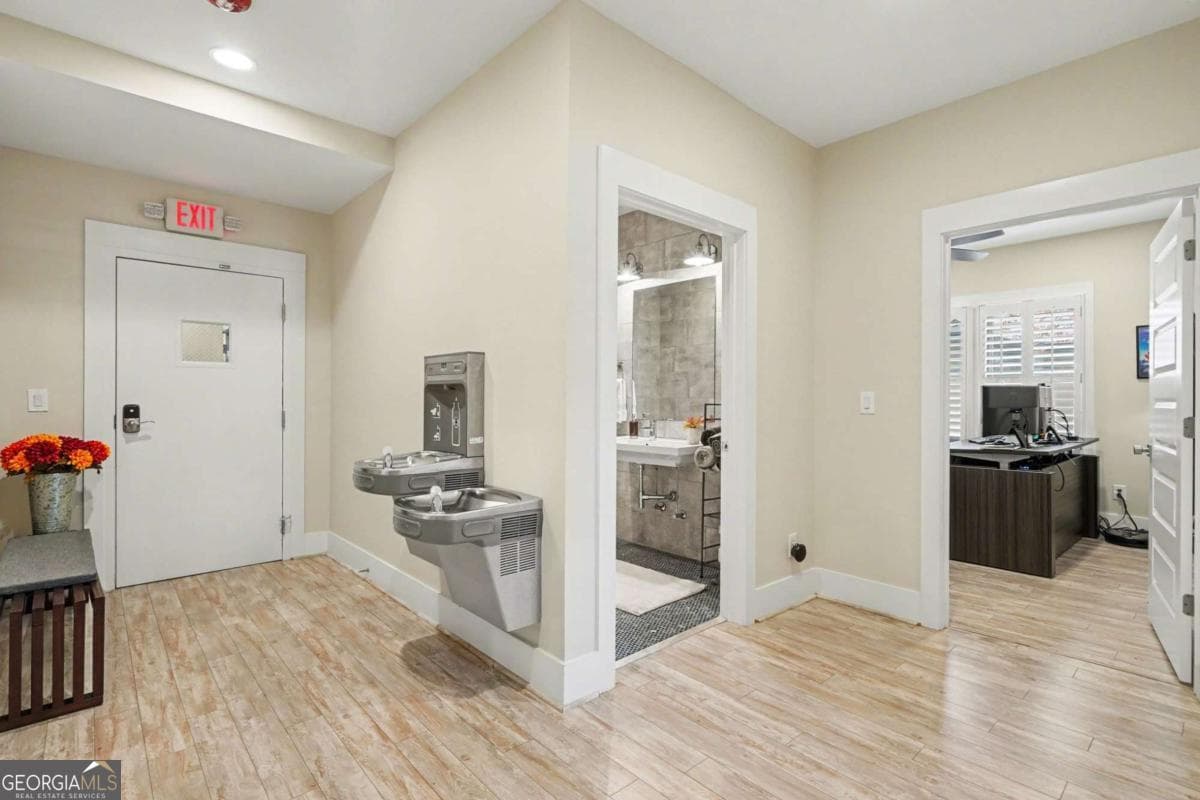 4 bedroom, 3.5 bathroom, 4,343 sq ft single family residence for sale at 119 E Maple Street, Decatur, GA 30030 — photo 8
