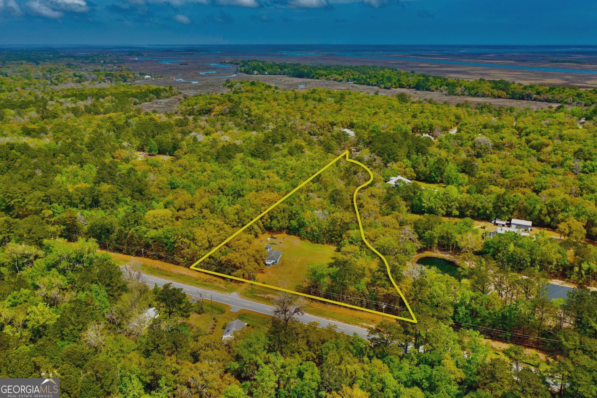 4 bedroom, 1 bathroom, 1,210 sq ft single family residence for sale at 11817 Ga Highway 99, Darien, GA 31305 — photo 5