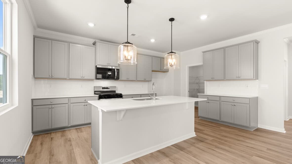 4 bedroom, 3.5 bathroom, 2,890 sq ft single family residence for sale at 711 Anchor Avenue, Villa Rica, GA 30180 — photo 9