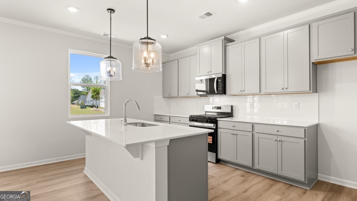 4 bedroom, 3.5 bathroom, 2,890 sq ft single family residence for sale at 711 Anchor Avenue, Villa Rica, GA 30180 — photo 8