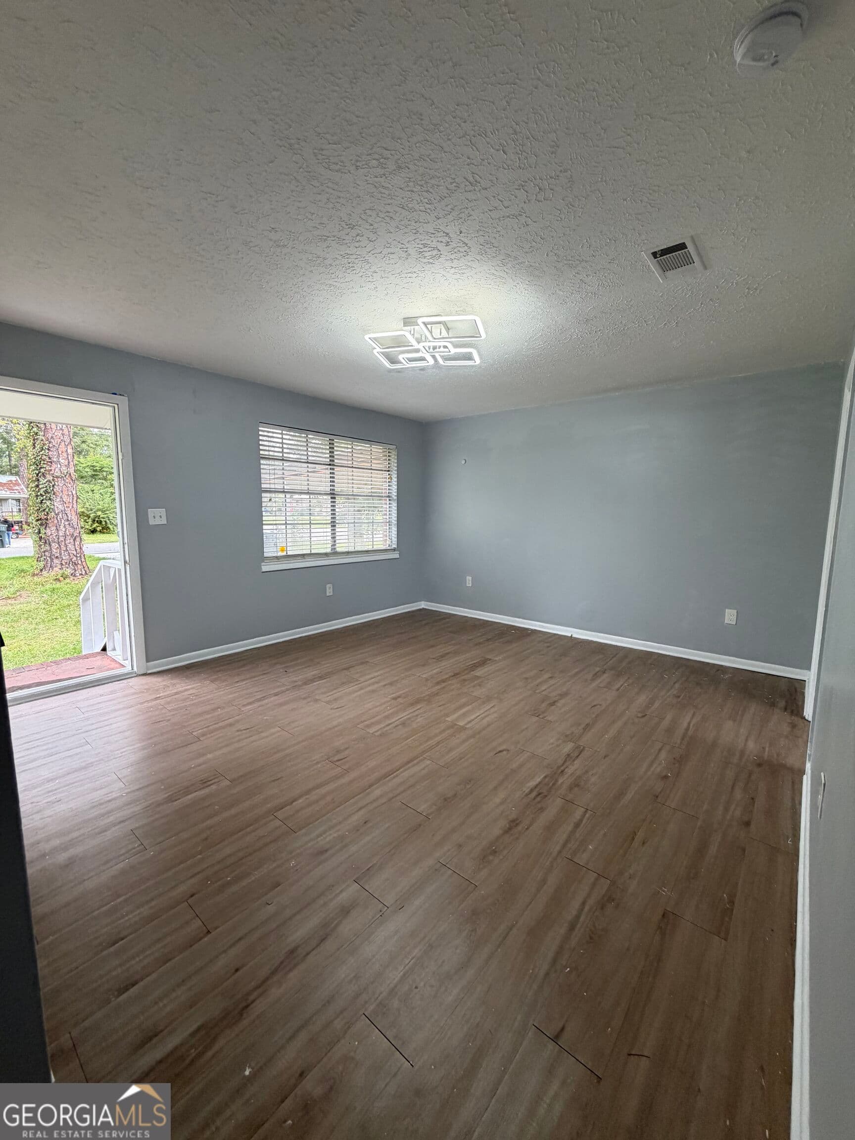 3 bedroom, 1.5 bathroom, 1,066 sq ft single family residence for sale at 110 Rose Avenue, Adel, GA 31620 — photo 7