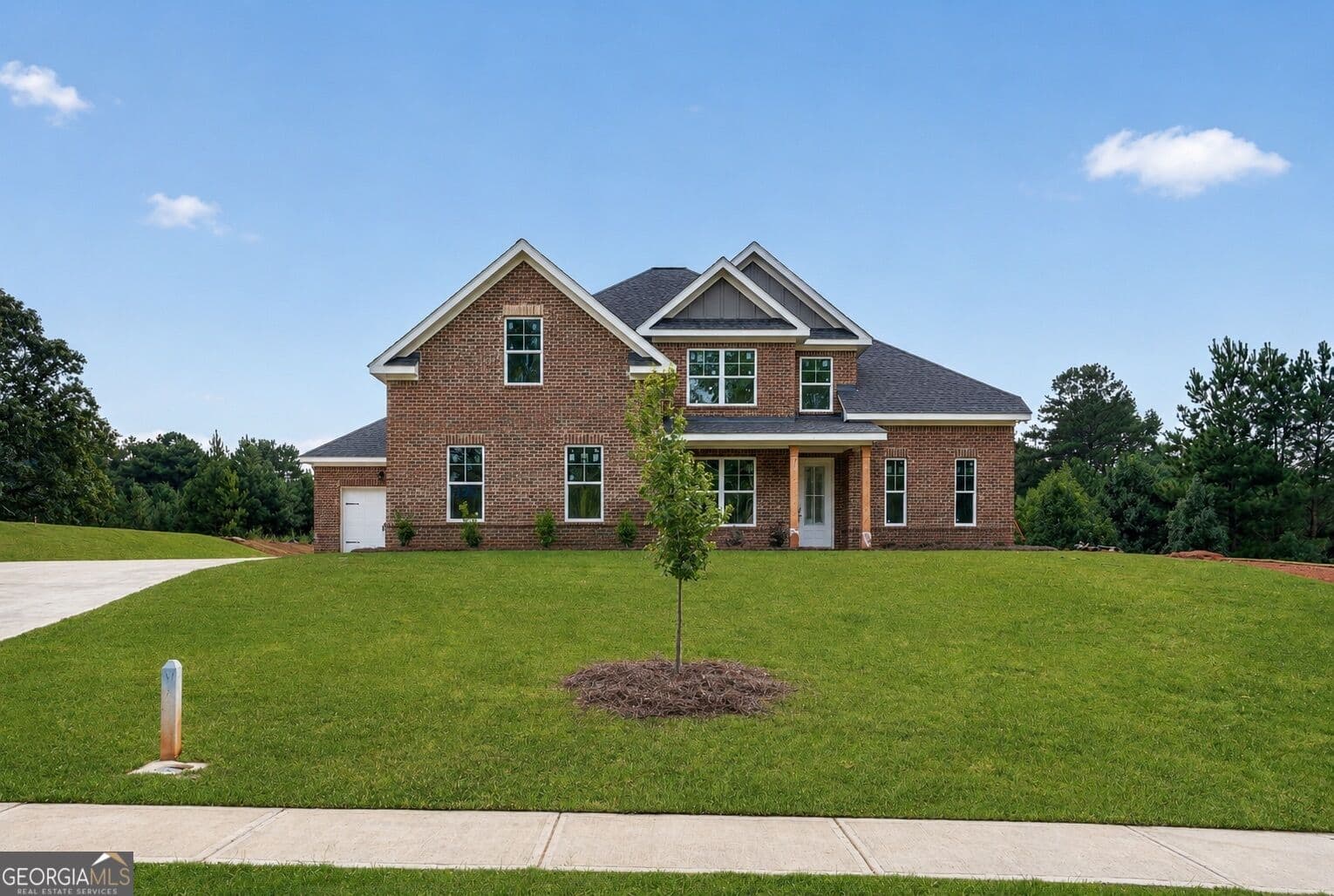 4 bedroom, 1.5 bathroom, 2,759 sq ft single family residence for sale at 124 Patillo Manor 06, Stockbridge, GA 30281 — photo 4