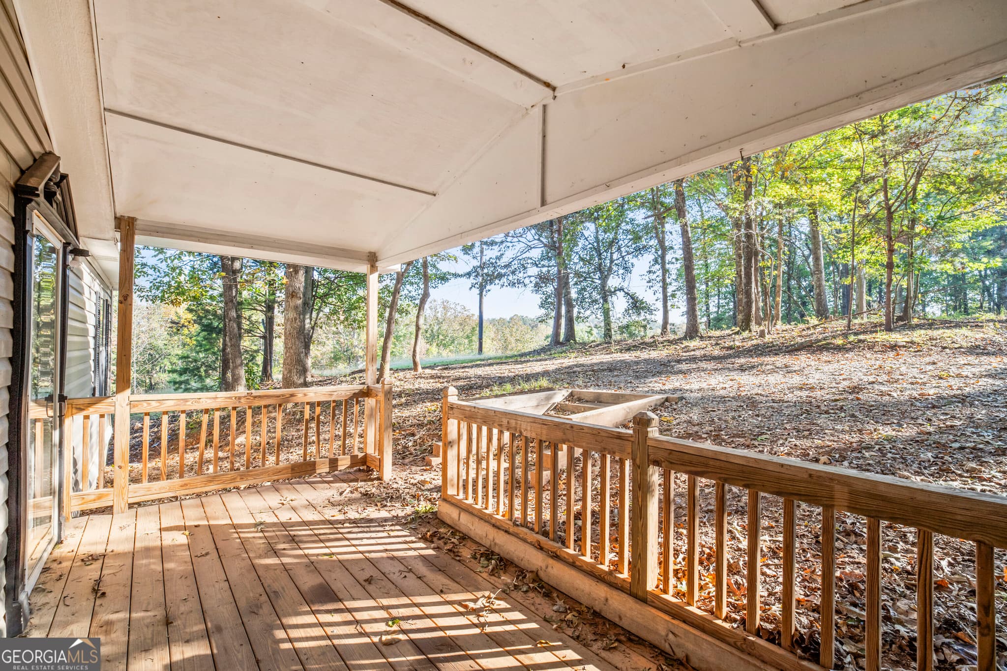 4 bedroom, 2 bathroom, 1,680 sq ft manufactured home,single family residence for sale at 861 Mountain Ridge Drive, Dahlonega, GA 30533 — photo 5