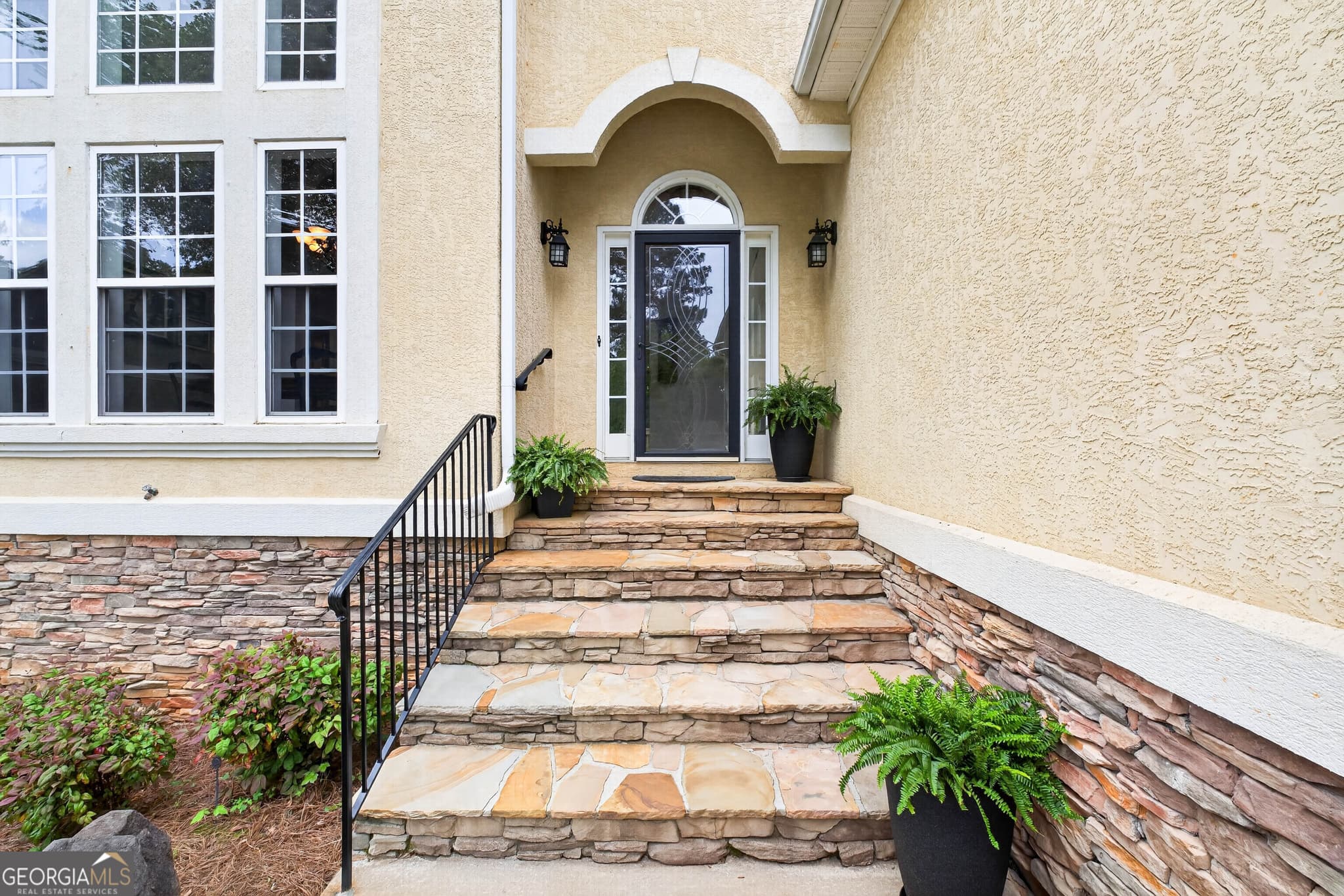 4 bedroom, 3 bathroom, 4,051 sq ft single family residence for sale at 245 Ryans Court, Sharpsburg, GA 30277 — photo 7