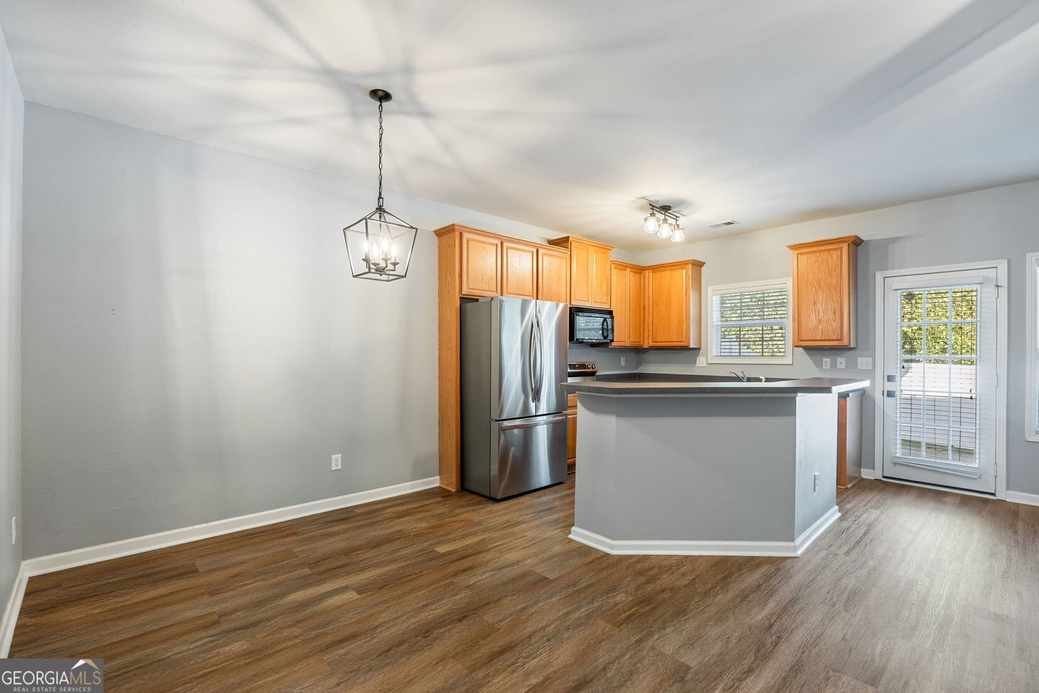 3 bedroom, 2.5 bathroom townhouse for sale at 6432 Mossy Oak Landing, Braselton, GA 30517 — photo 10