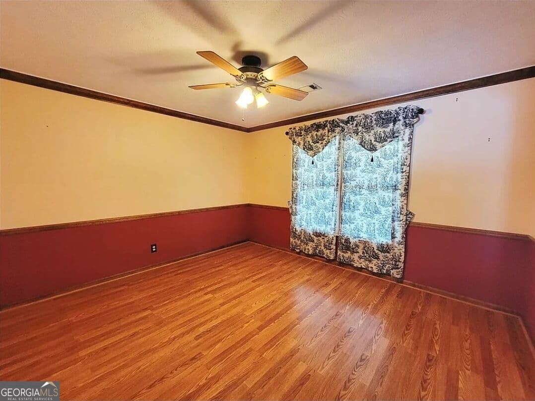4 bedroom, 3 bathroom, 3,224 sq ft single family residence for sale at 1804 1st Street, Lanett, AL 36863 — photo 7