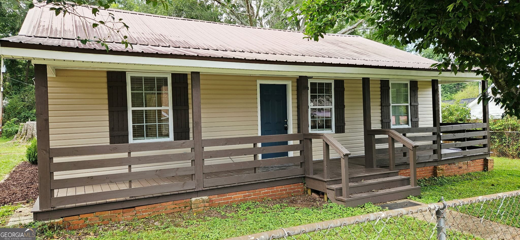 3 bedroom, 2 bathroom, 1,298 sq ft single family residence for sale at 203 Marshall Street, Hogansville, GA 30230 — photo 3