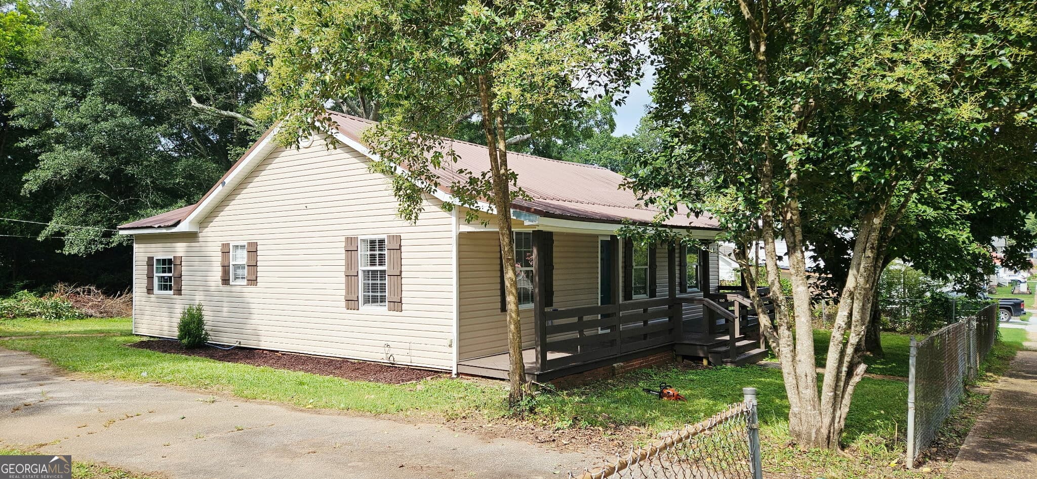 3 bedroom, 2 bathroom, 1,298 sq ft single family residence for sale at 203 Marshall Street, Hogansville, GA 30230 — photo 1 of 17