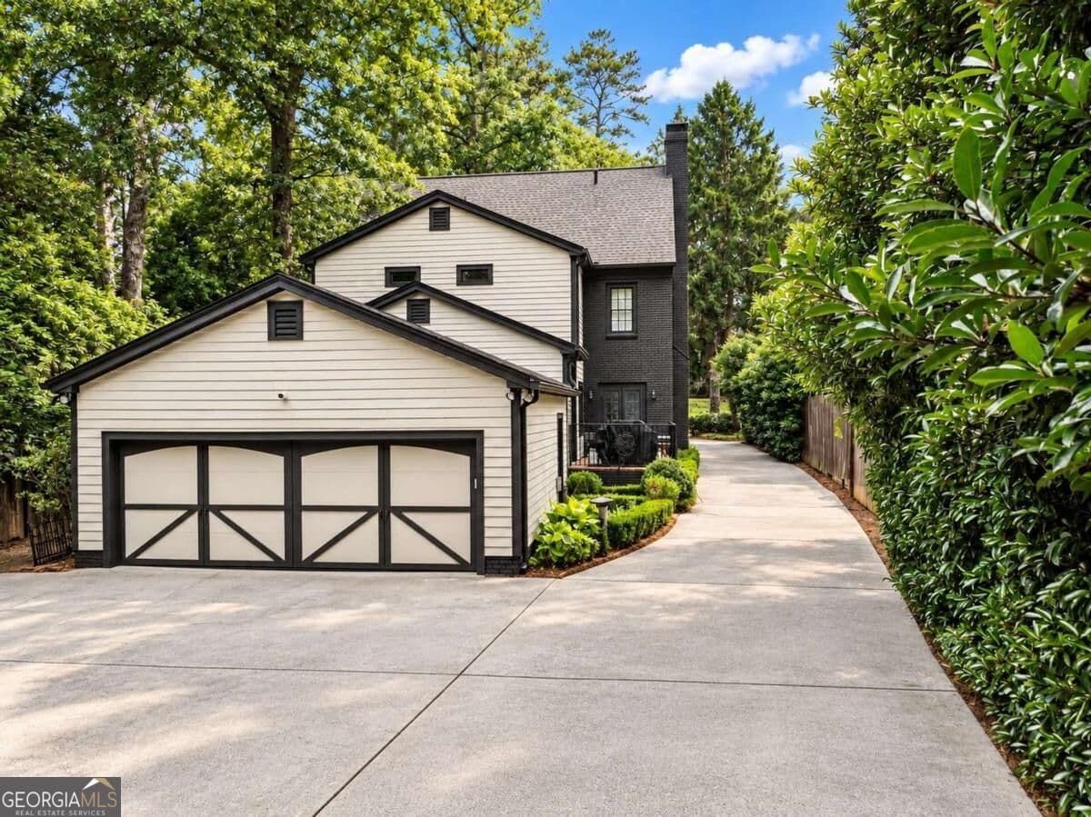 4 bedroom, 3.5 bathroom, 3,500 sq ft single family residence for rent at 3345 Habersham Road, Atlanta, GA 30305 for $14,300 a month — photo 2