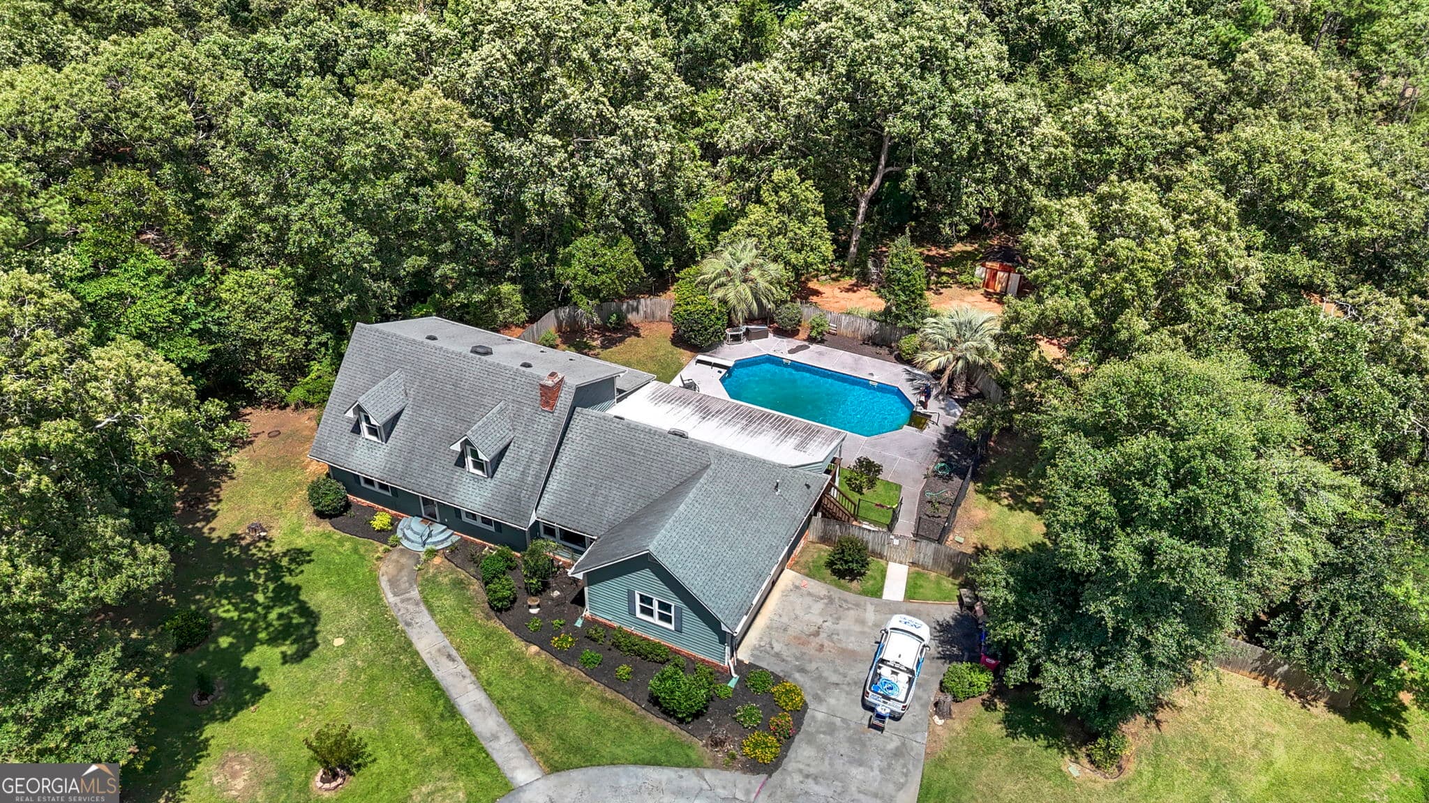 3 bedroom, 2.5 bathroom, 2,508 sq ft single family residence for sale at 6698 Chriswood Drive, Macon, GA 31216 — photo 7