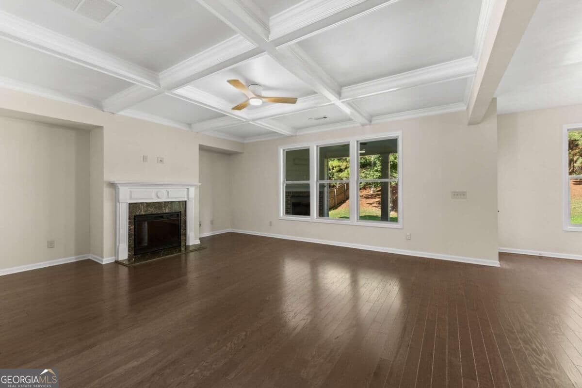 4 bedroom, 2.5 bathroom, 2,610 sq ft single family residence for sale at 7491 Silk Tree Pointe, Braselton, GA 30517 — photo 8