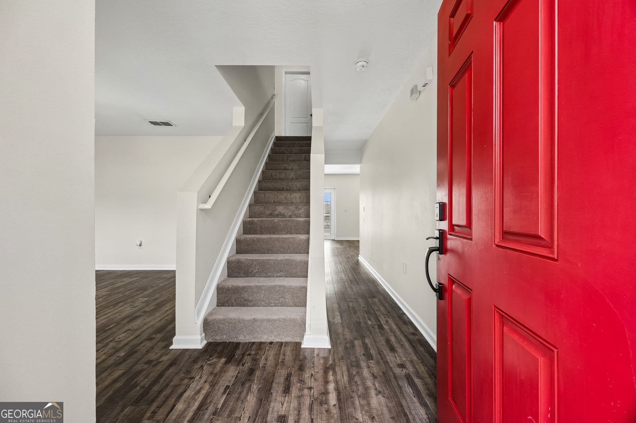 4 bedroom, 3 bathroom, 2,588 sq ft single family residence for sale at 147 Cedar Circle Drive, Kingsland, GA 31548 — photo 3