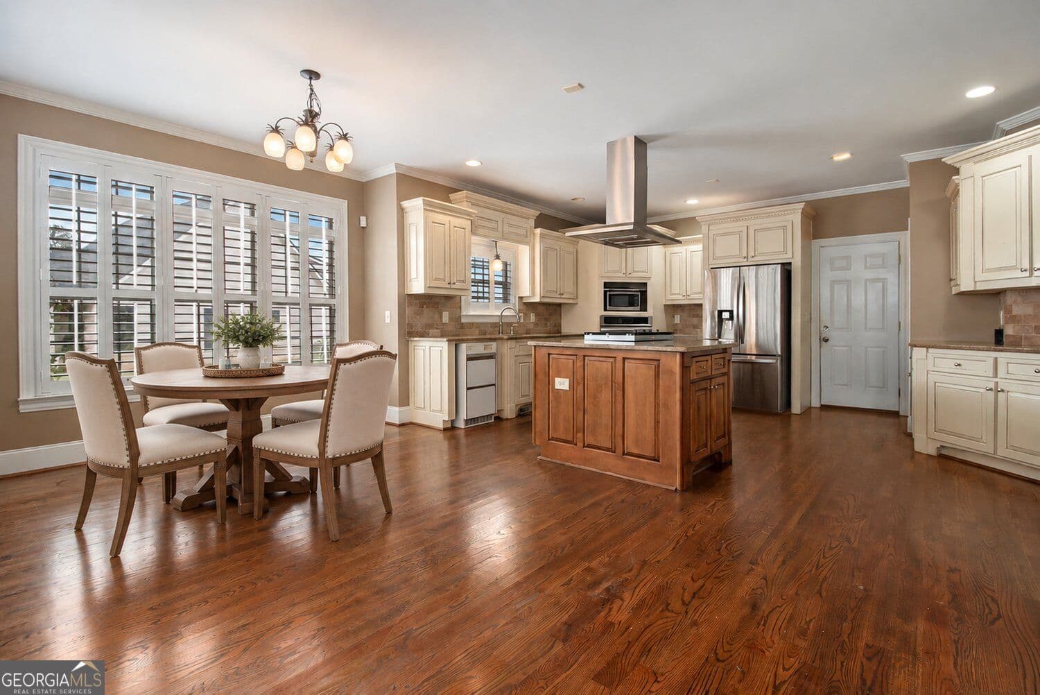 4 bedroom, 2.5 bathroom, 3,845 sq ft single family residence for sale at 70 Alcovy Reserve Way, Covington, GA 30014 — photo 8