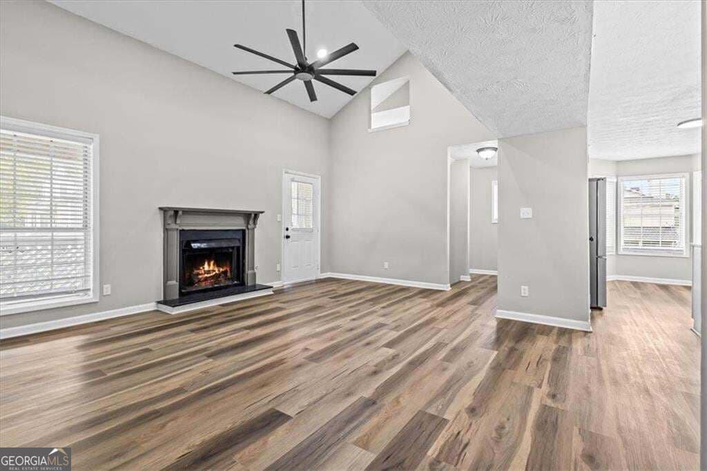 3 bedroom, 2 bathroom, 1,597 sq ft condominium for sale at 9462 Cypress Lane, Jonesboro, GA 30238 — photo 4