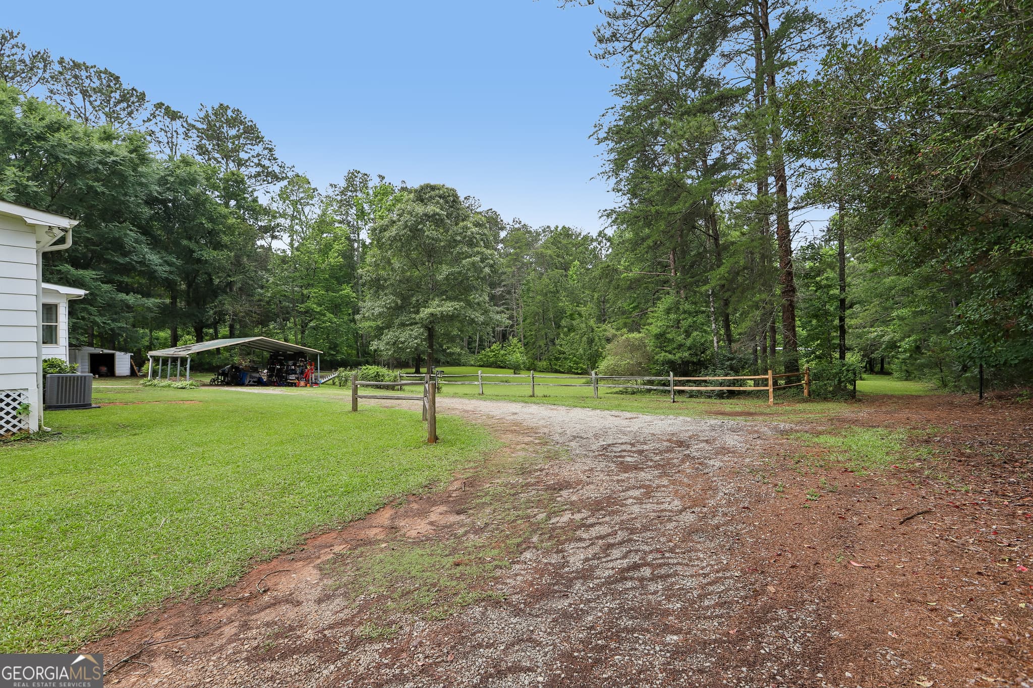 3 bedroom, 2 bathroom, 2,561 sq ft single family residence for sale at 5115 Highway 20, Covington, GA 30016 — photo 5