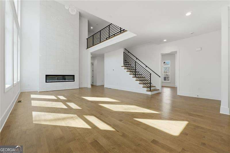 5 bedroom, 4 bathroom, 3,026 sq ft single family residence for sale at 3915 Clifton Hill Court, Cumming, GA 30040 — photo 3