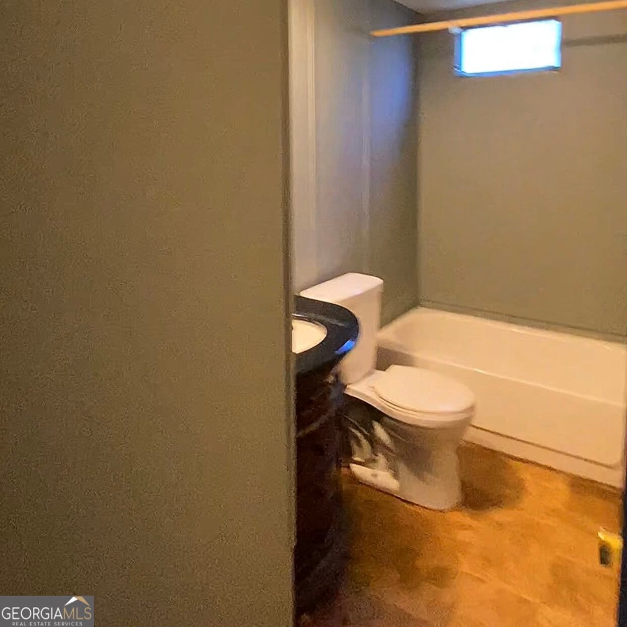2 bedroom, 2 bathroom, 980 sq ft manufactured home,single family residence for sale at 165 Brentwood Lane, Locust Grove, GA 30248 — photo 5