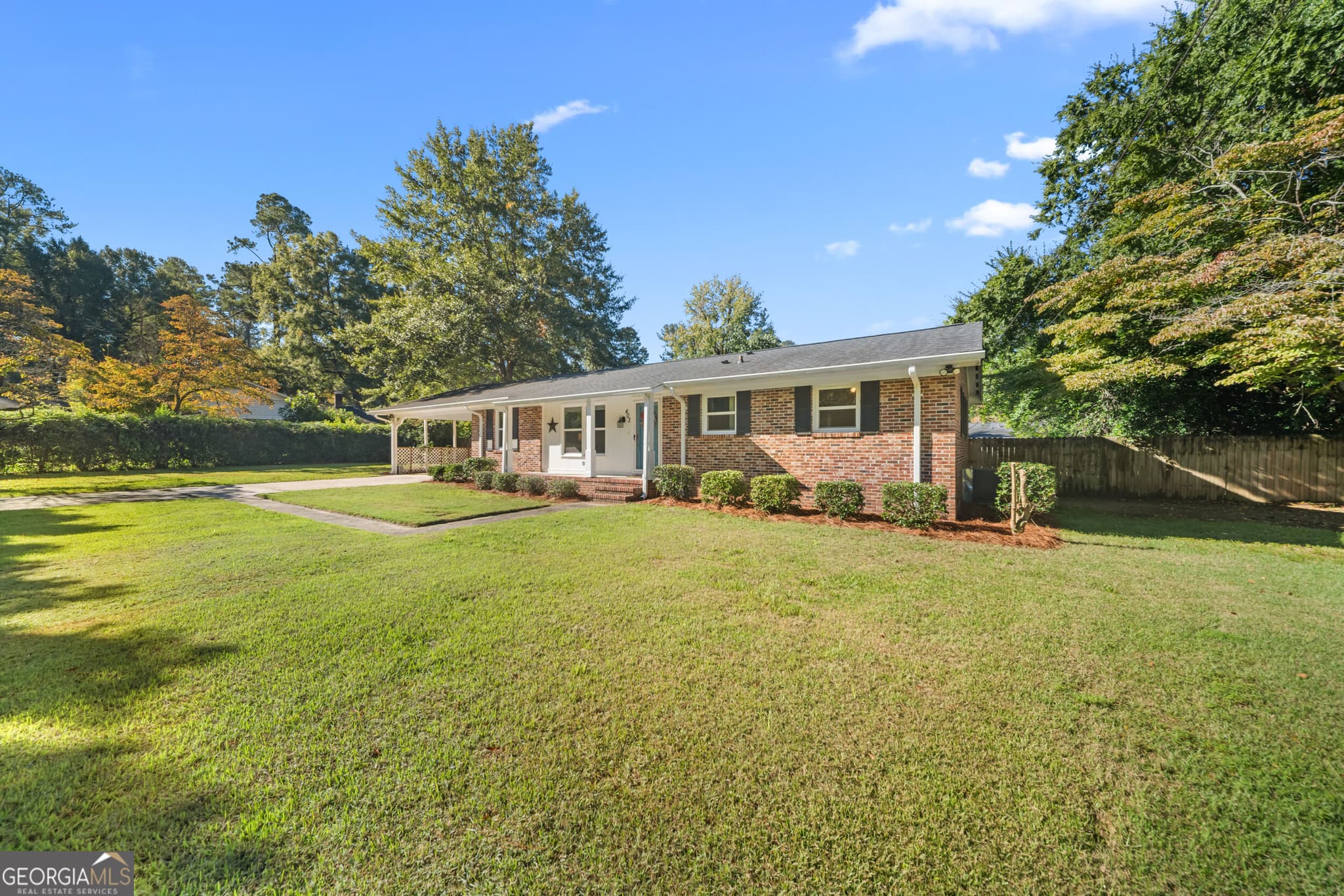 3 bedroom, 2 bathroom, 1,479 sq ft single family residence for sale at 403 Park Drive, Waynesboro, GA 30830 — photo 3
