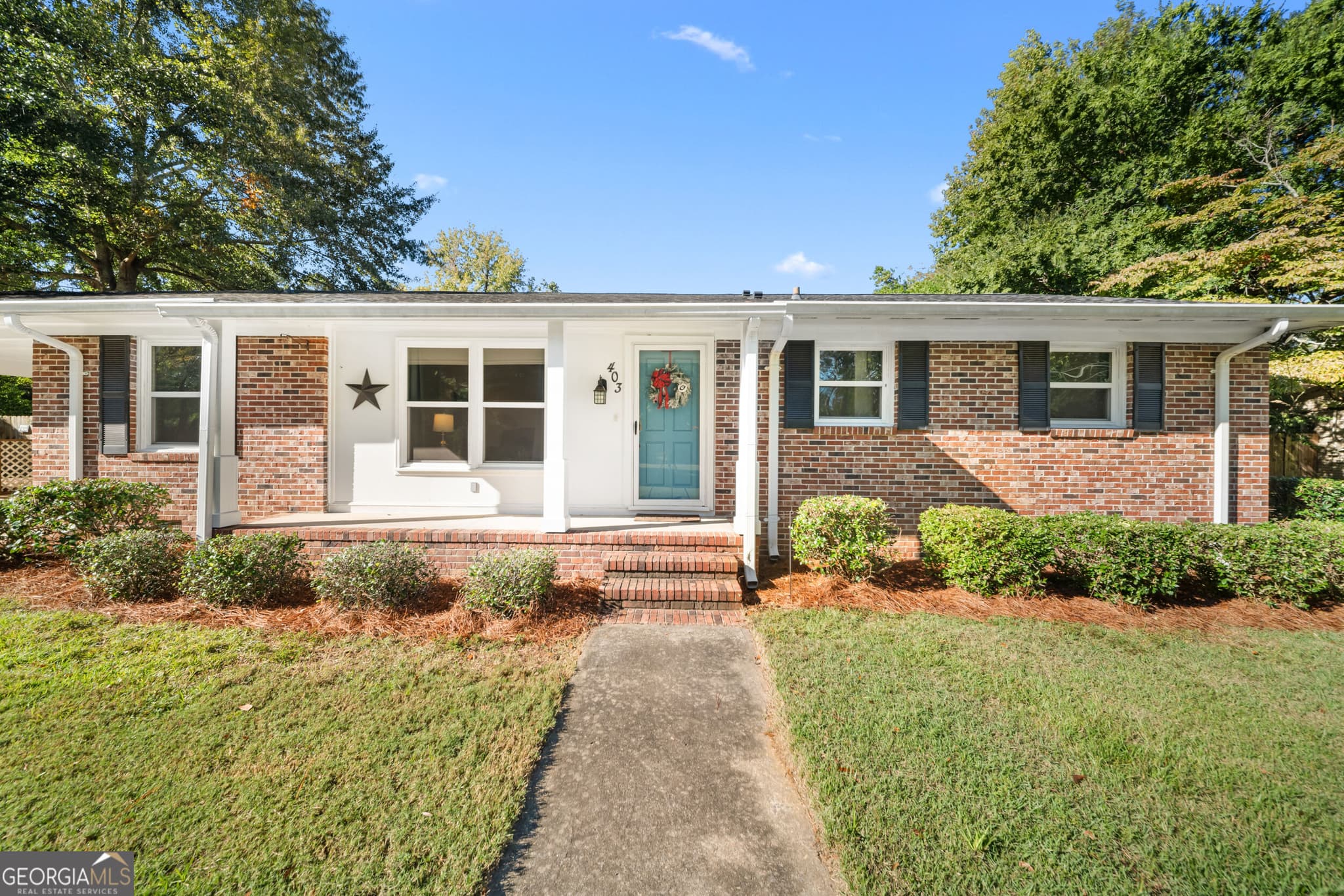 3 bedroom, 2 bathroom, 1,479 sq ft single family residence for sale at 403 Park Drive, Waynesboro, GA 30830 — photo 5