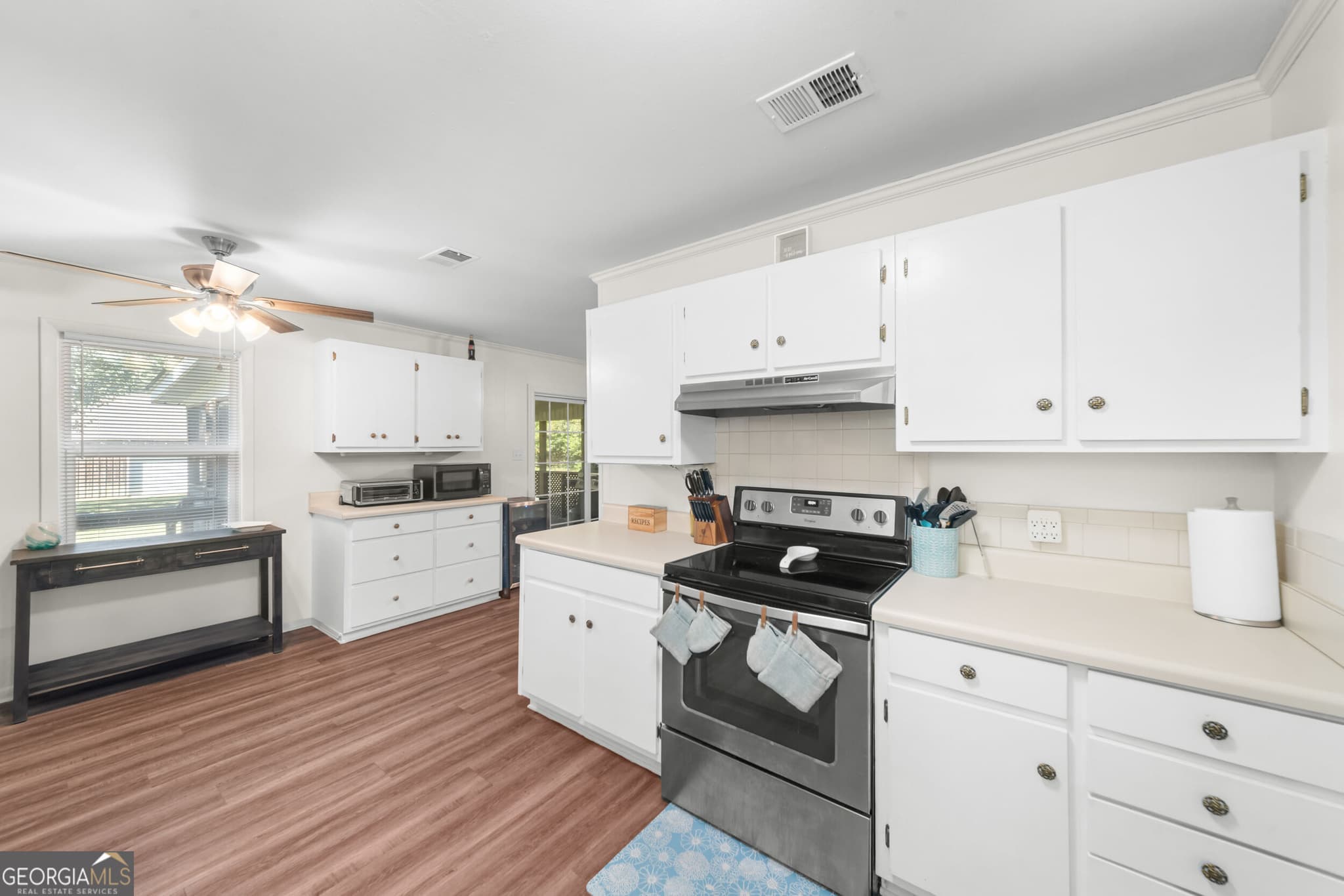3 bedroom, 2 bathroom, 1,479 sq ft single family residence for sale at 403 Park Drive, Waynesboro, GA 30830 — photo 8