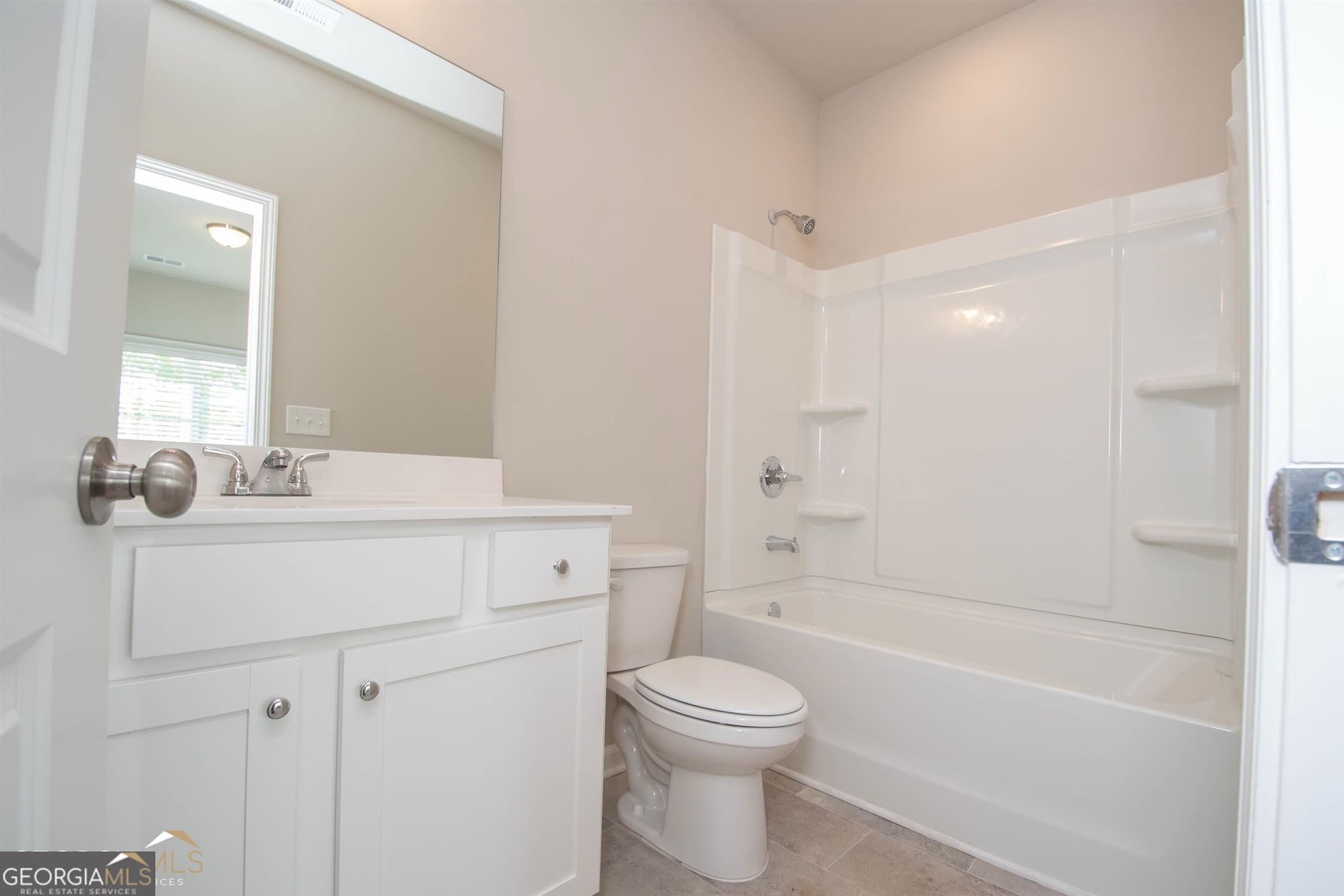 3 bedroom, 3.5 bathroom, 2,000 sq ft townhouse for rent at 7 Mercury Lane, Newnan, GA 30265 for $2,450 a month — photo 9