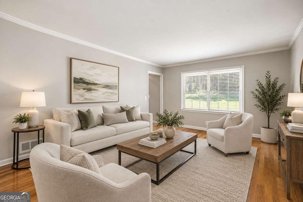 4 bedroom, 3 bathroom, 2,352 sq ft single family residence for sale at 2053 Carthage Road, Tucker, GA 30084 — photo 7