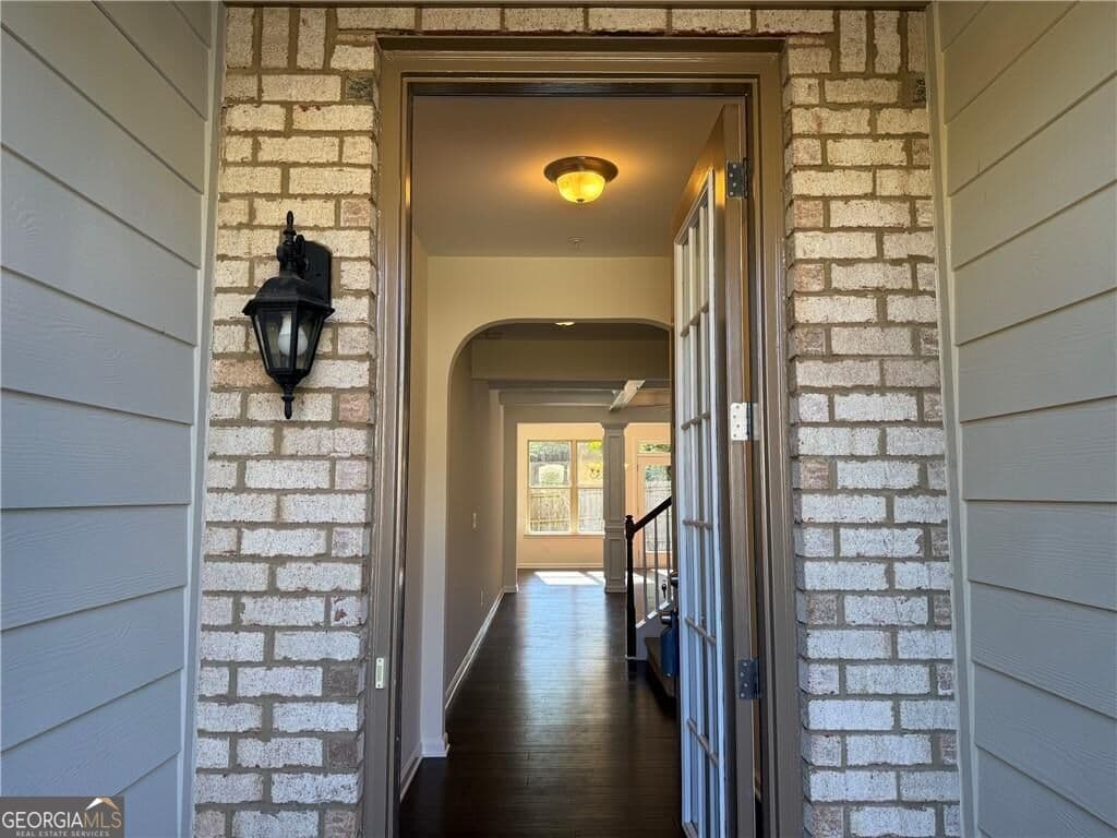 3 bedroom, 2.5 bathroom, 1,994 sq ft townhouse for sale at 3487 Desoto Road, Snellville, GA 30078 — photo 2