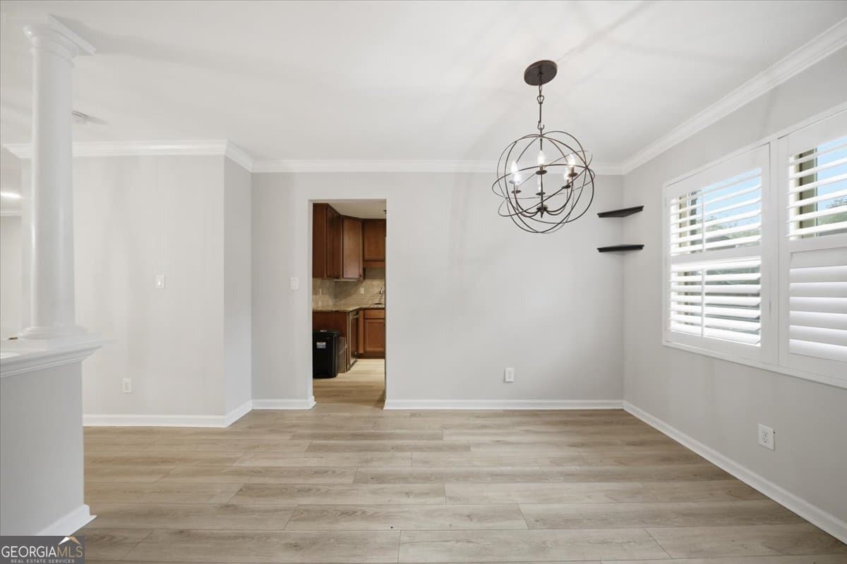3 bedroom, 2.5 bathroom, 1,600 sq ft condominium for sale at 115 WINDING RIVER Drive UNIT B, Atlanta, GA 30350 — photo 7