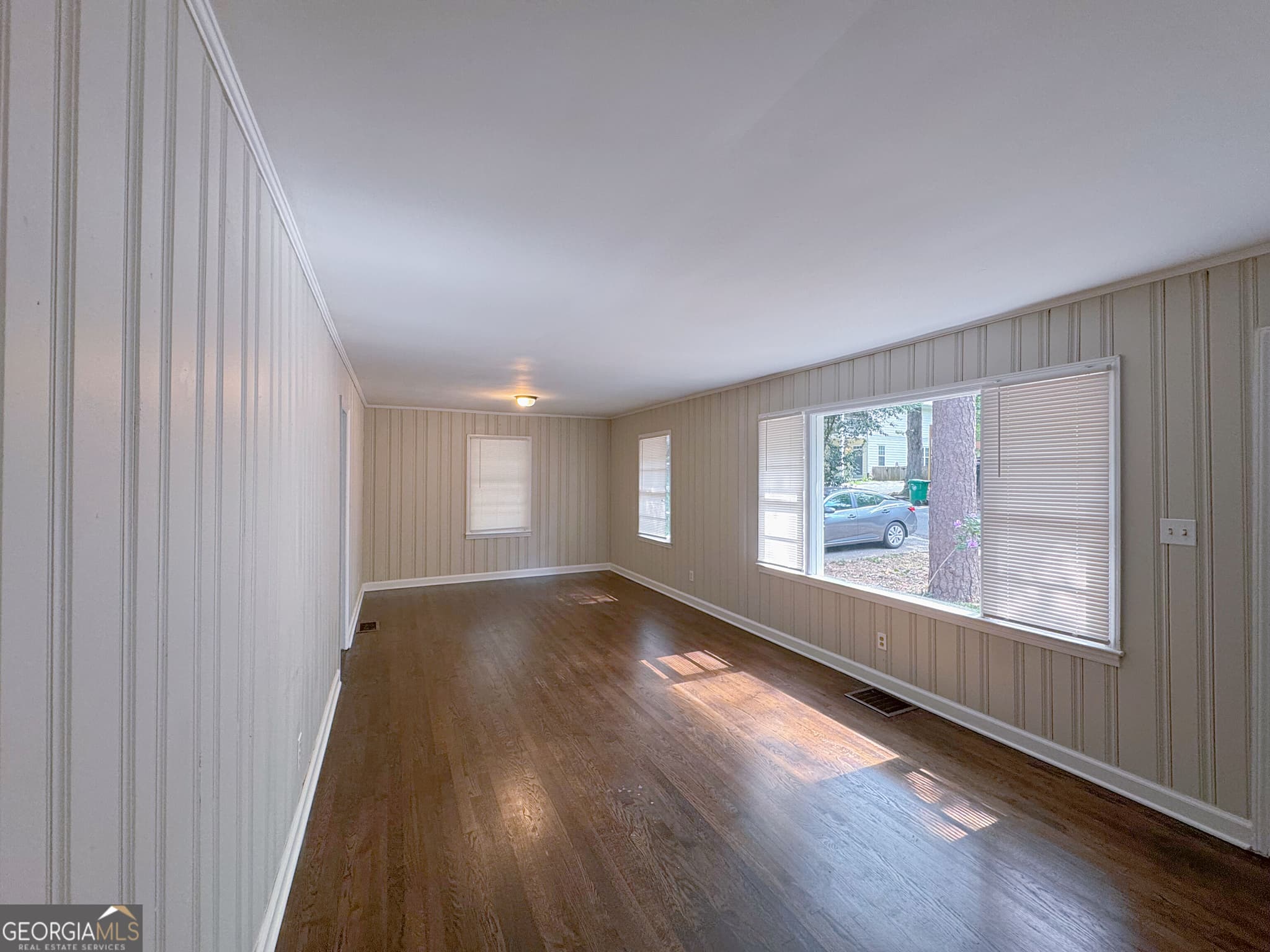 5 bedroom, 2 bathroom, 1,800 sq ft single family residence for sale at 478 Pine Drive, Stone Mountain, GA 30083 — photo 5