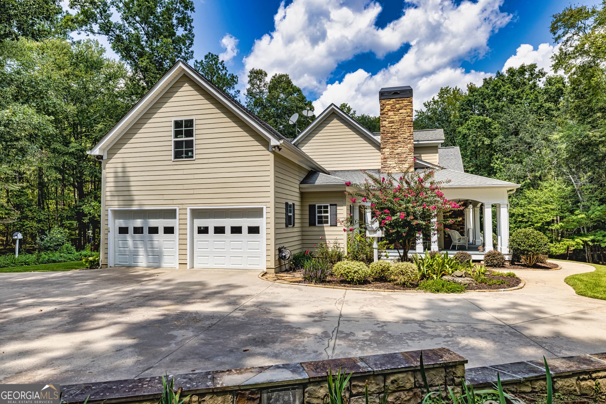 5 bedroom, 5 bathroom, 5,382 sq ft single family residence for sale at 210 Mockingbird Lane, Brooks, GA 30205 — photo 4