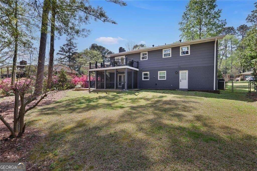 4 bedroom, 3 bathroom, 1,755 sq ft single family residence for sale at 677 Hillandale Circle, Marietta, GA 30064 — photo 7