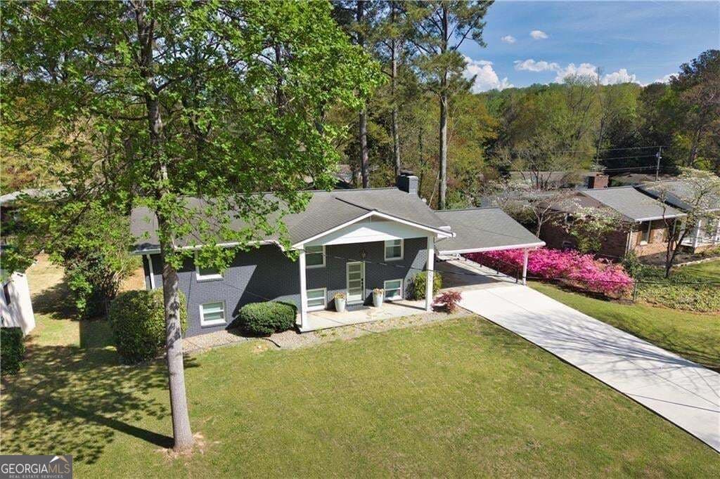 4 bedroom, 3 bathroom, 1,755 sq ft single family residence for sale at 677 Hillandale Circle, Marietta, GA 30064 — photo 1 of 35