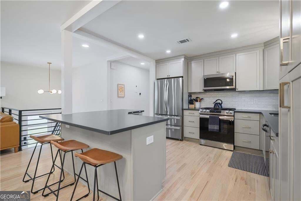 4 bedroom, 3 bathroom, 1,755 sq ft single family residence for sale at 677 Hillandale Circle, Marietta, GA 30064 — photo 5