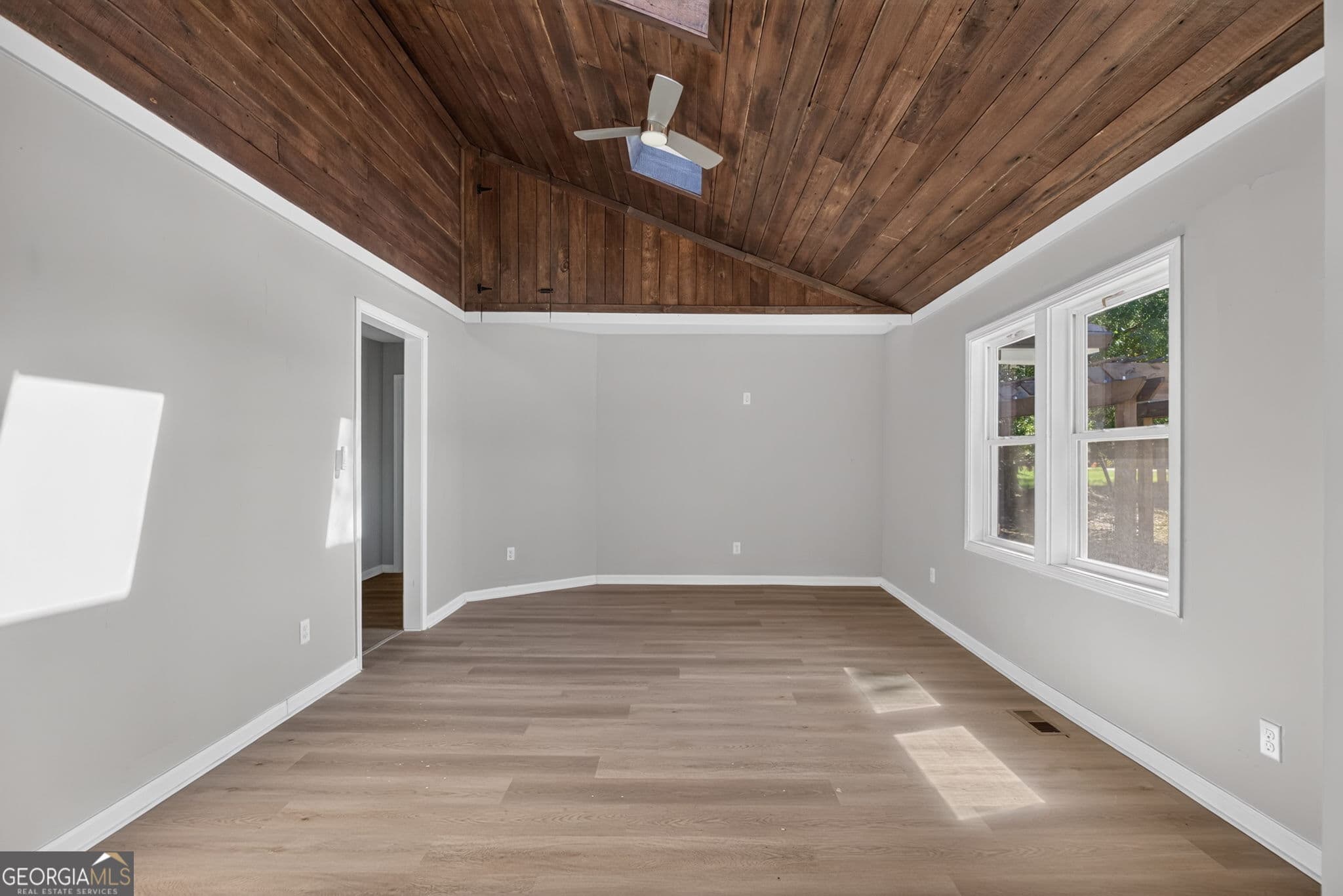 3 bedroom, 2 bathroom, 1,652 sq ft single family residence for sale at 813 Tyus Road, Bowdon, GA 30108 — photo 7